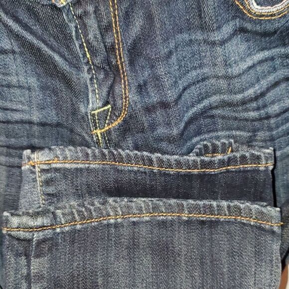 Lucky Brand Jeans 2 - Picture 9 of 10